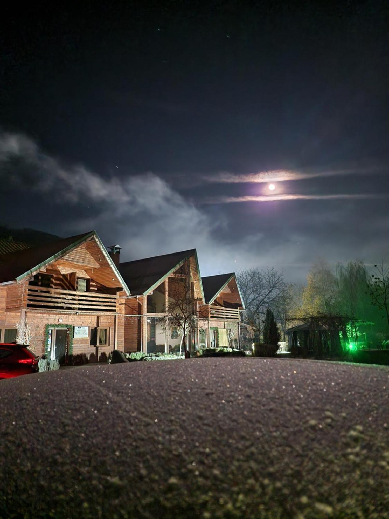 Pensiunea Terra Nova 3* Brezoi